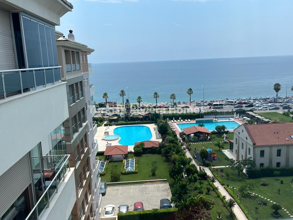 Seafront-luxury- apartments-in-prestigious-location-in-Konyaaltı