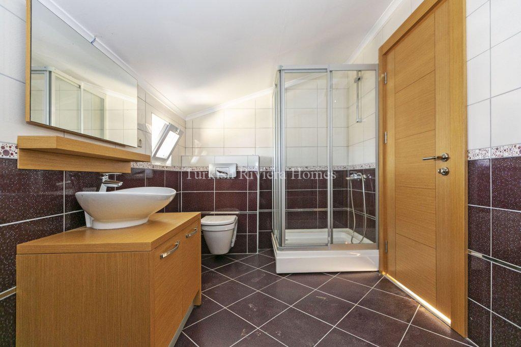 4-Bedroom Spacious Villa for Sale in Belek, Antalya-Bathroom-2