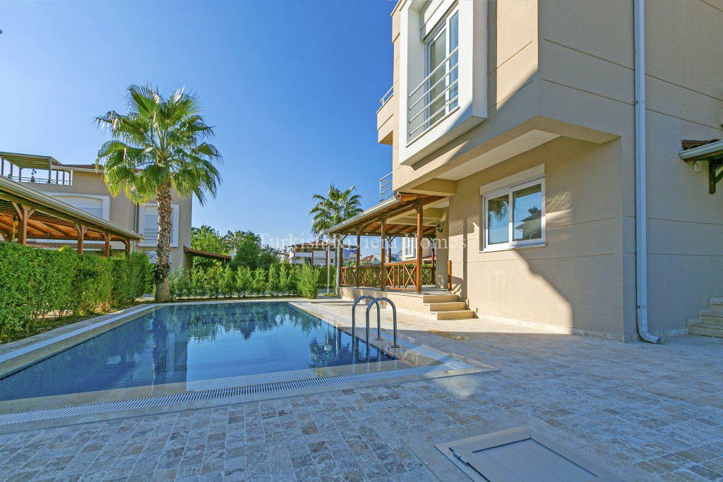 4-Bedroom Spacious Villa for Sale in Belek, Antalya-Pool