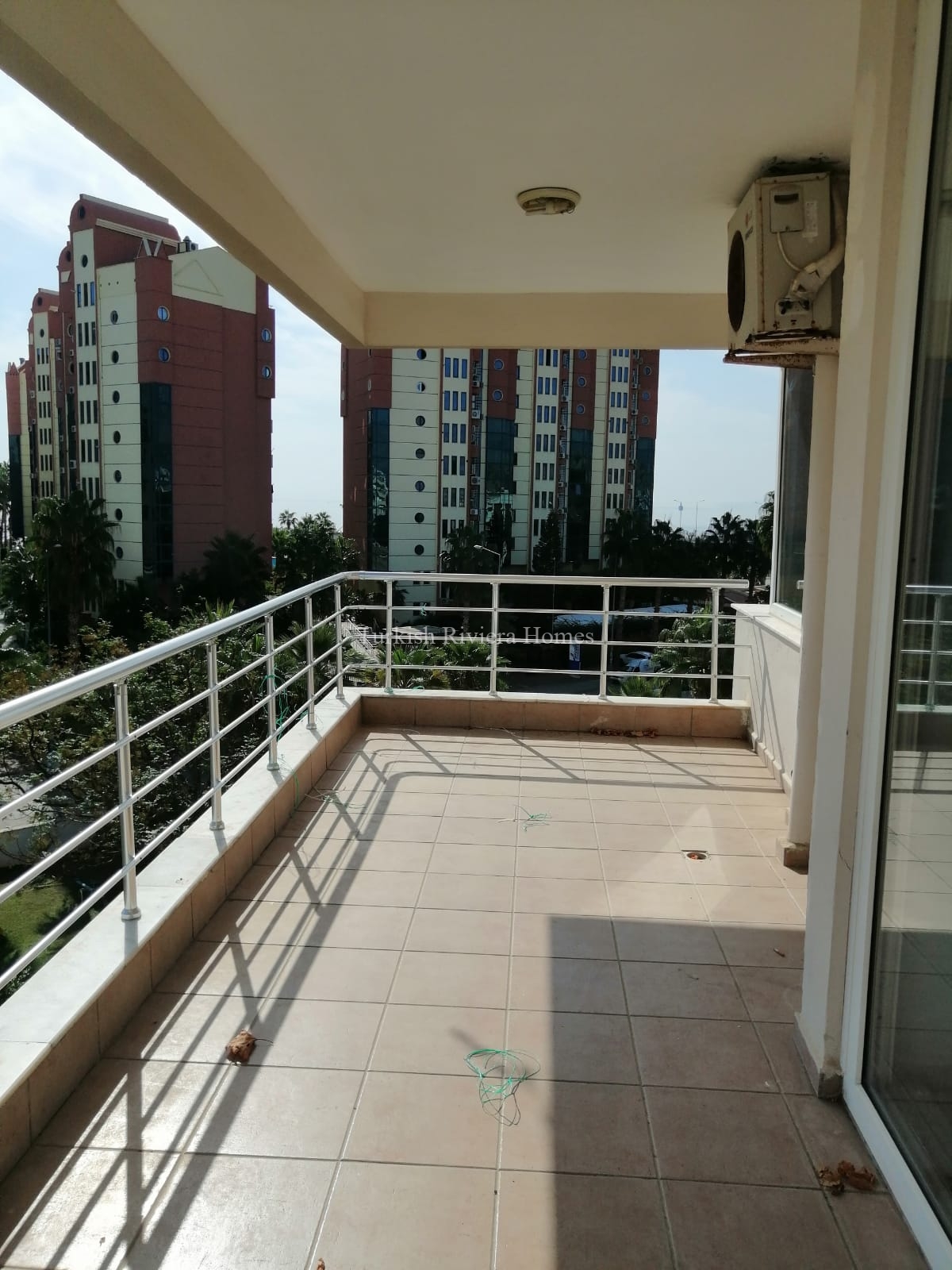 Apartment-for-Sale-in-Gürsu-Konyaaltı-Antalya-Balcony