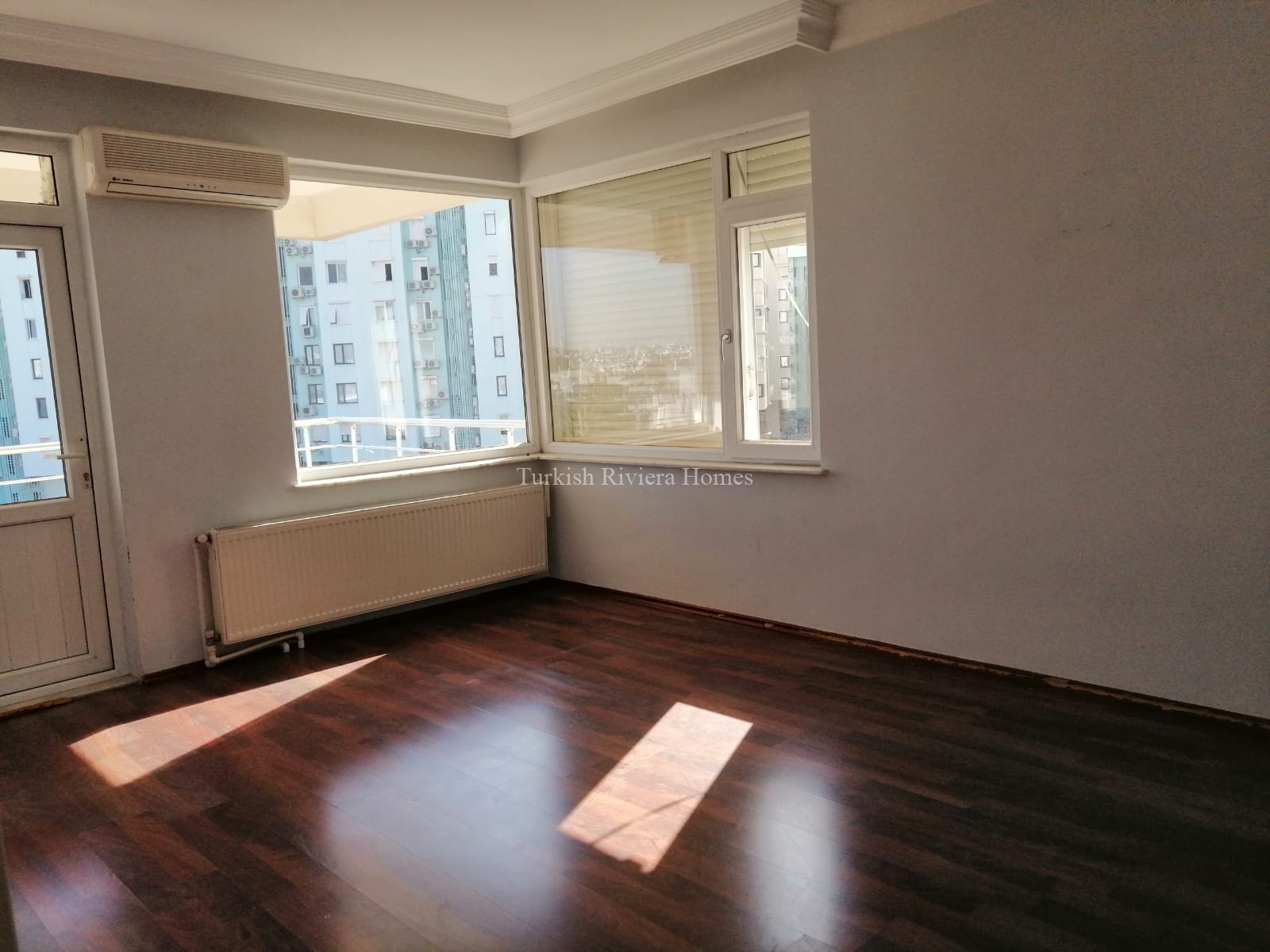 Apartment-for-Sale-in-Gürsu-Konyaaltı-Antalya-Bedroom-1