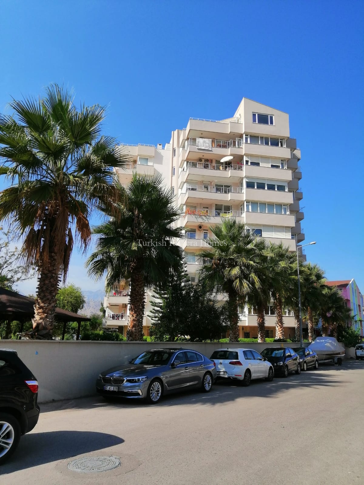 Apartment-for-Sale-in-Gürsu-Konyaaltı-Antalya-Open-Parking