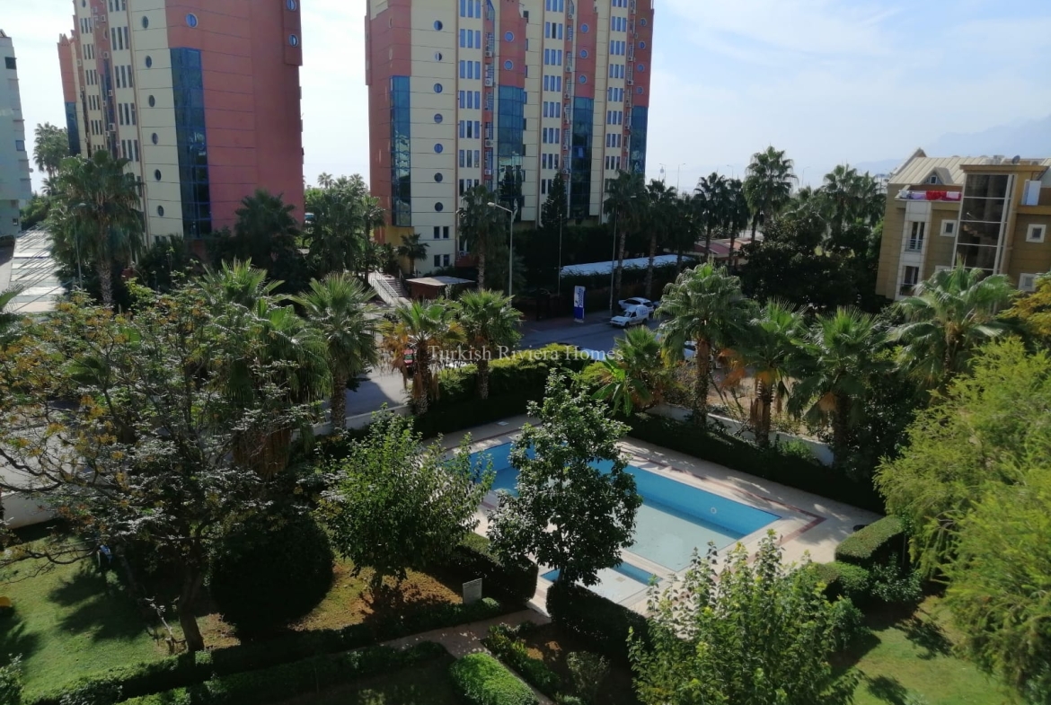 Apartment-for-Sale-in-Gürsu-Konyaaltı-Antalya-Shared-Pool