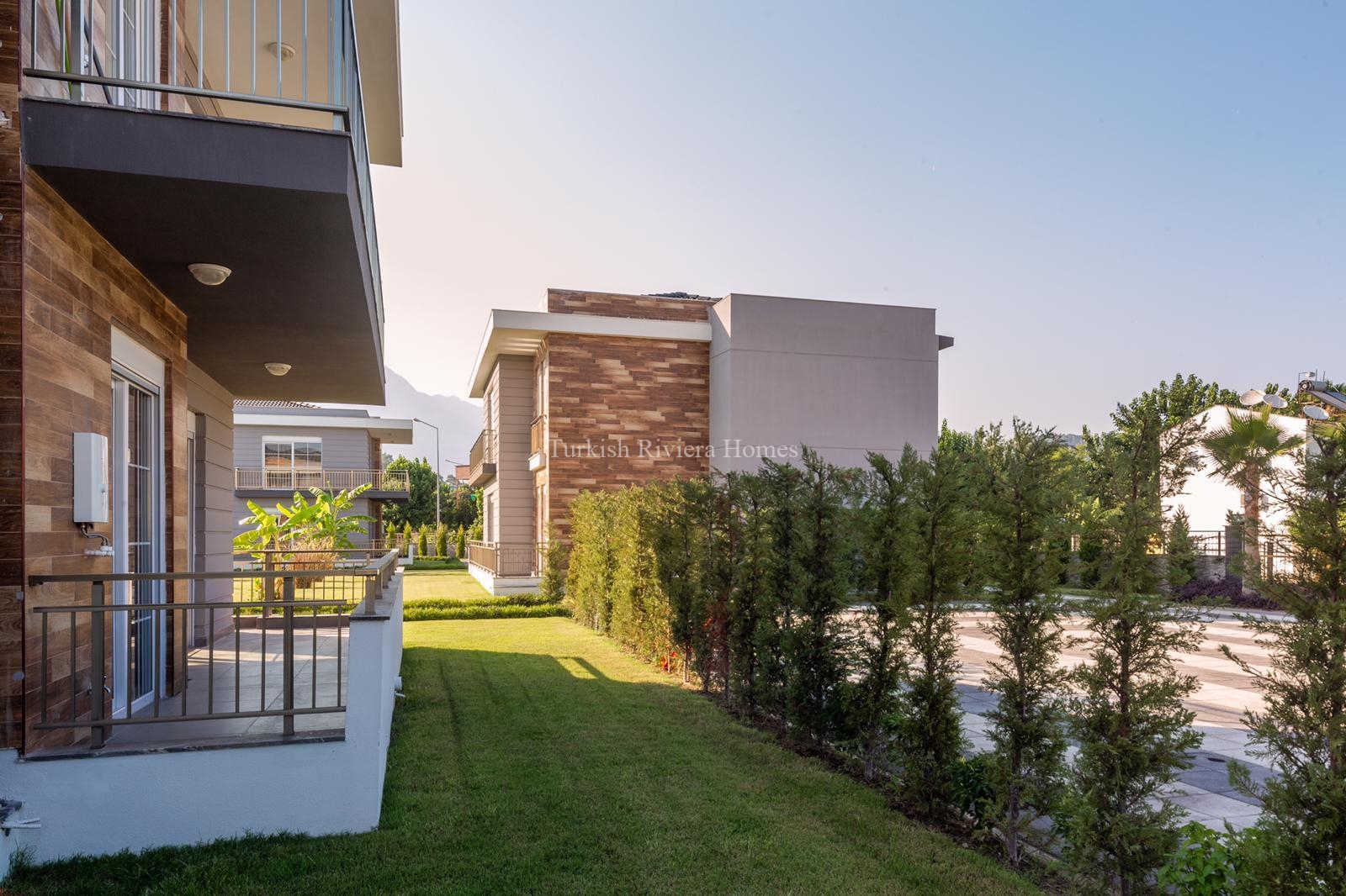 Modern Lifestyle Apartment in Kemer Town of Antalya-Balcony
