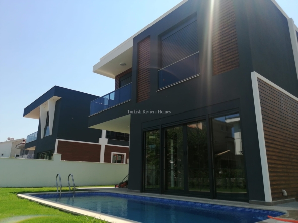 Spacious Villa for Sale in Dosemealti
