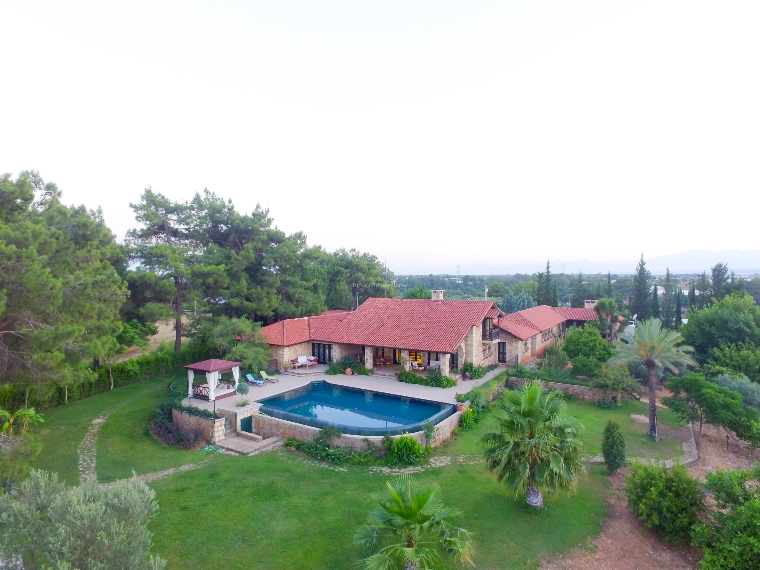 Farmhouse for Sale in Kursunlu