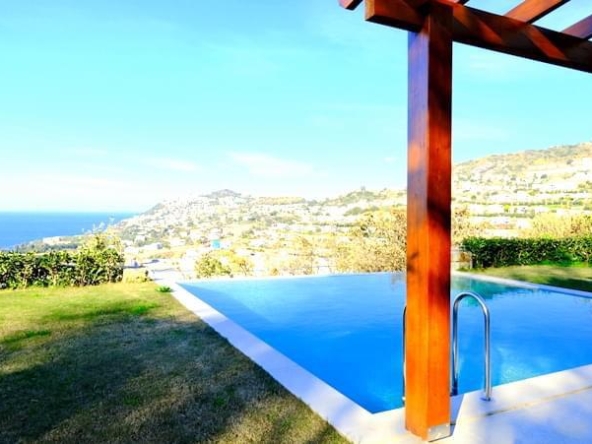 Modern Villa with Panoramic Sea Views and Private Pool