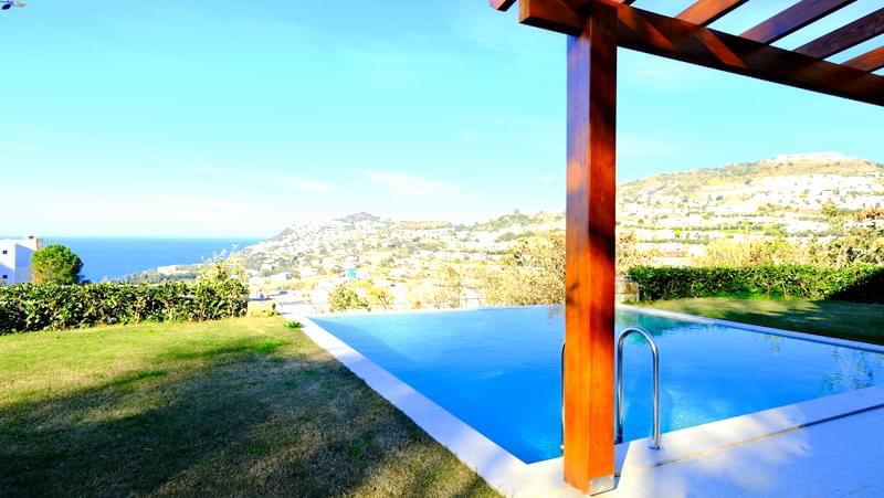 Modern Villa with Panoramic Sea Views and Private Pool
