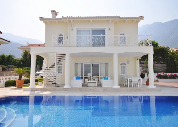 Beautiful Villa with Babadag Mountains and Oludeniz Beach