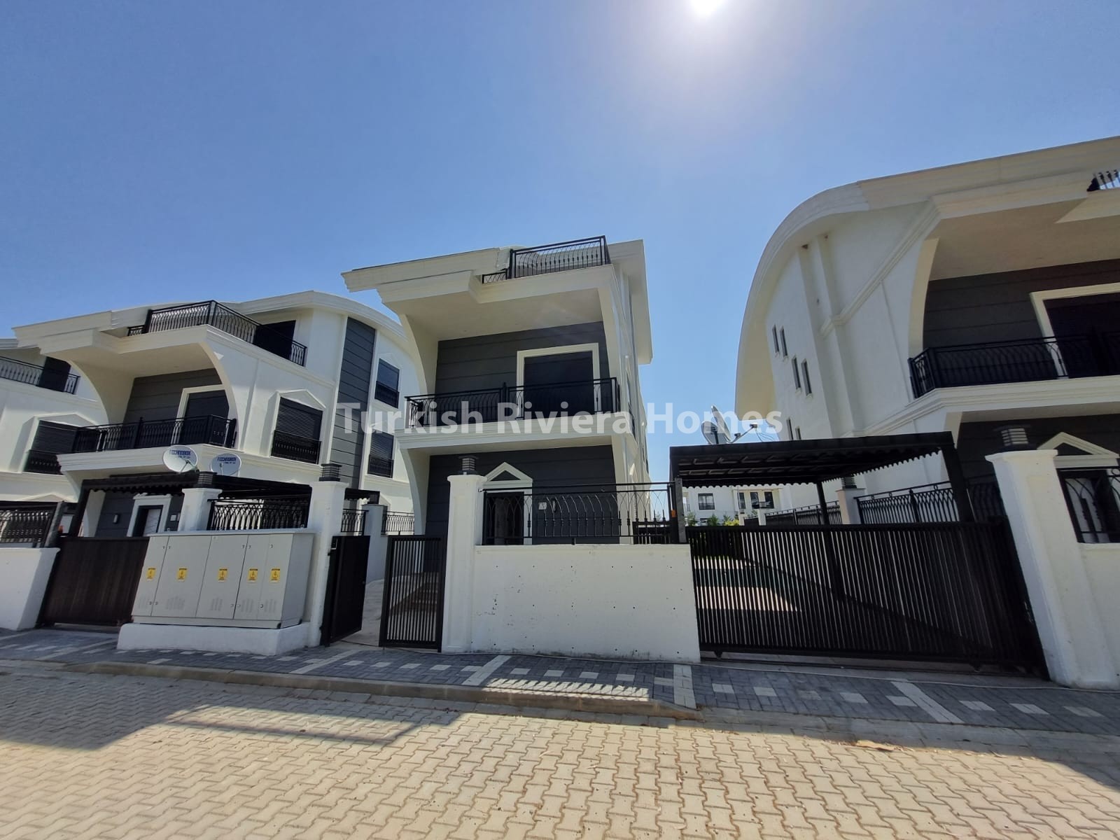 Detached Villas Equipped with Automation System Close to Belek