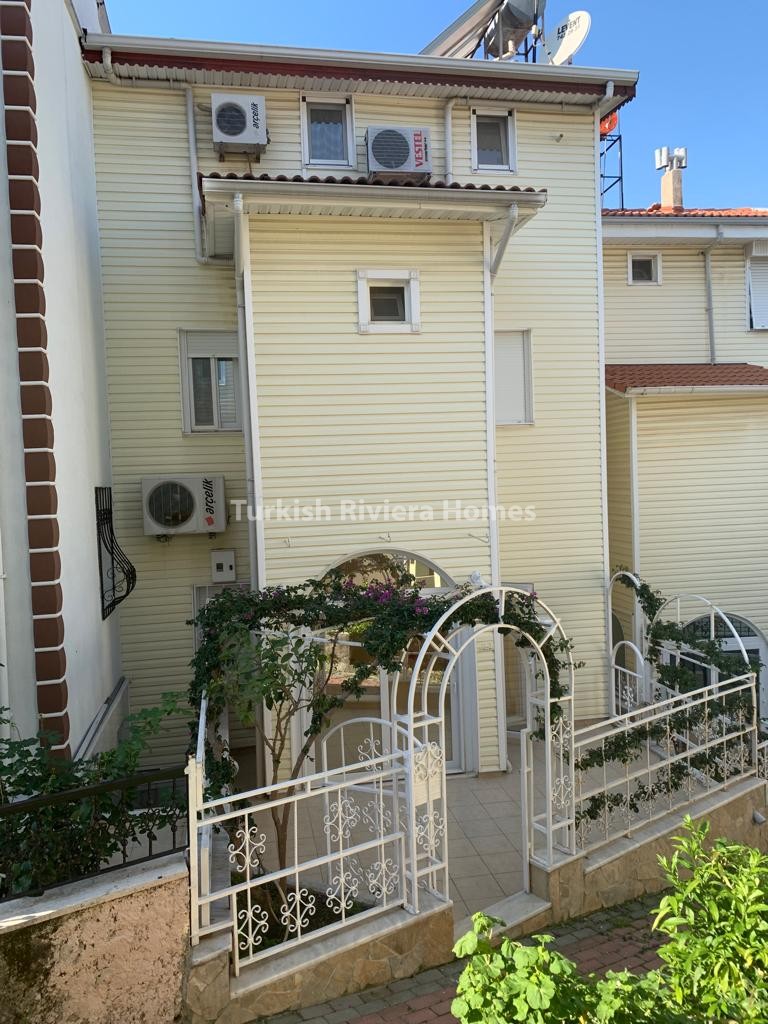 Bargain Price Fully Furnished 4 Bedroom Triplex Villa in Side