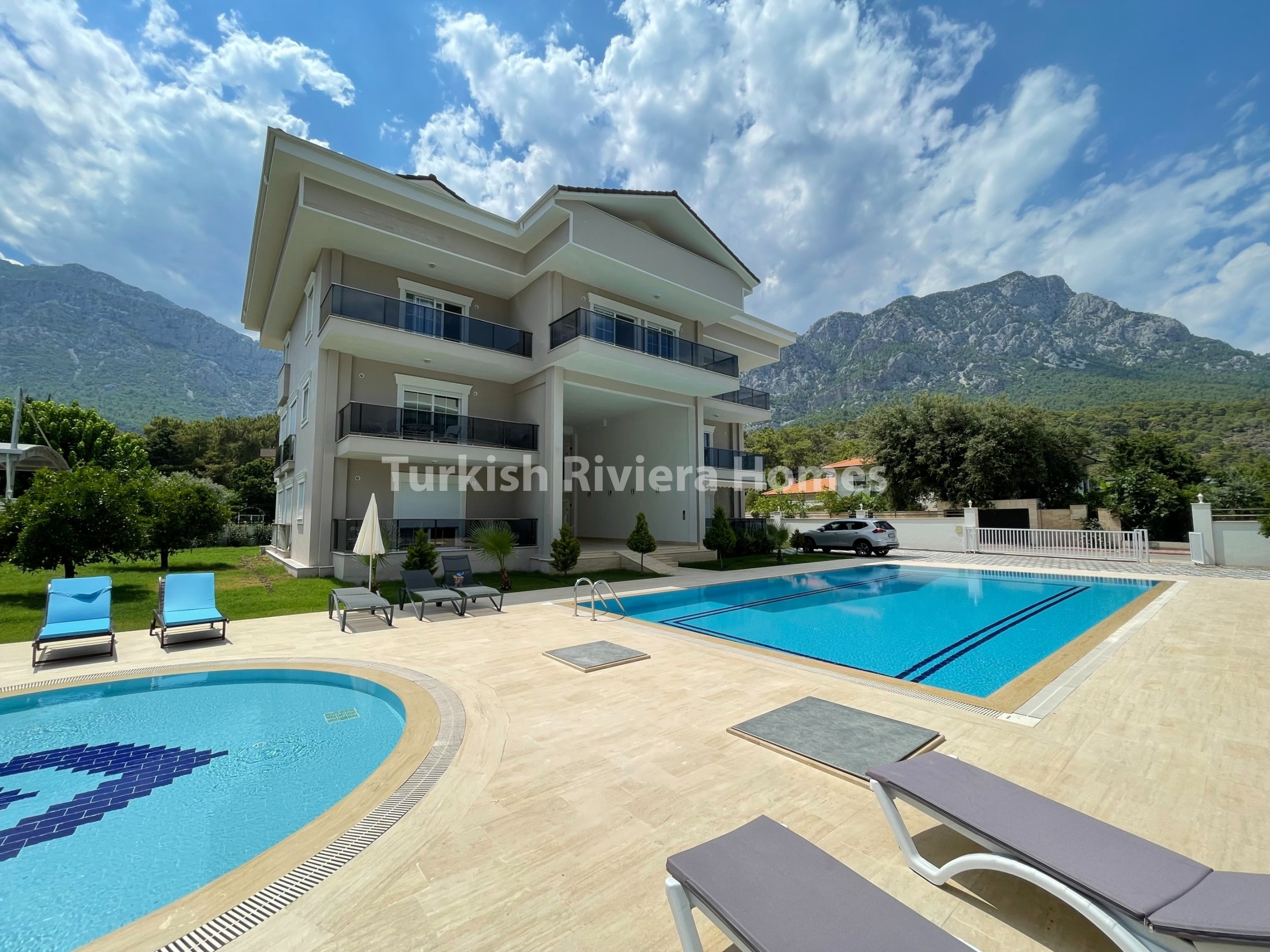 Modern Villa with Mountain View in Kemer, Antalya
