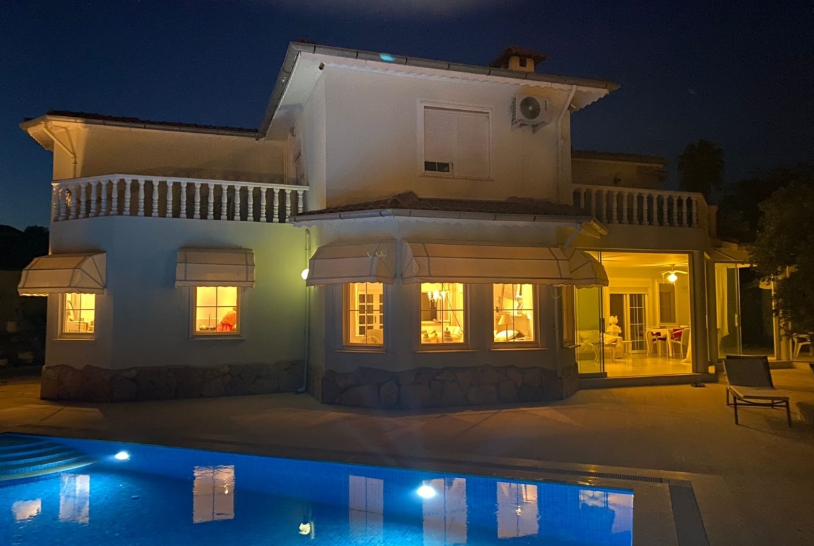 Bargain Price Fully Furnished Duplex Villa in Alanya