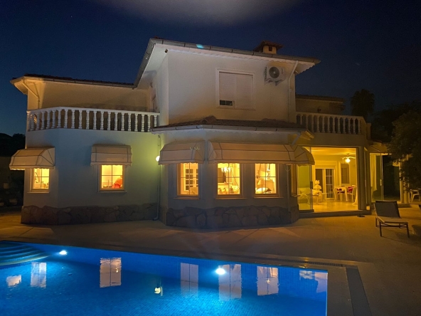 Bargain Price Fully Furnished Duplex Villa in Alanya