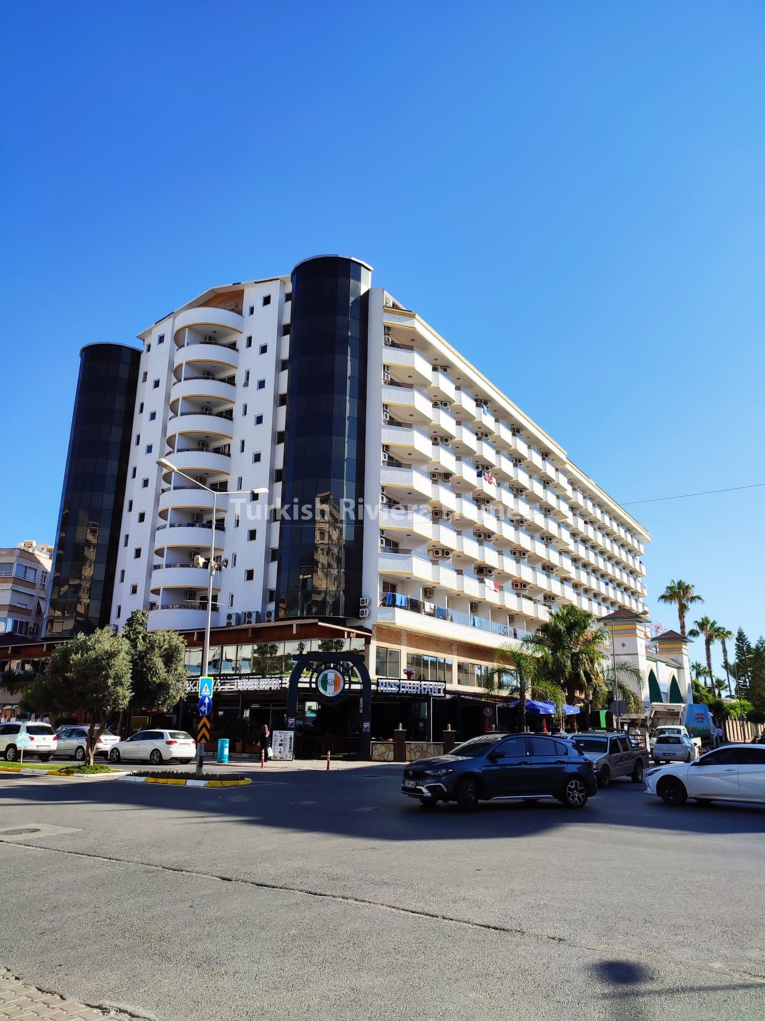 5 Star Sea and Beach Front Hotel for Sale in Alanya