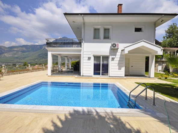 Fully Furnished 3-Bed Villa with Personal Pool and Large Gardens in Uzumlu