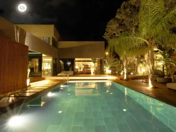 Exclusive U House Villa