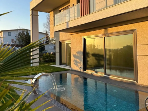 Opulent Family Retreat with Breathtaking Sea Vistas