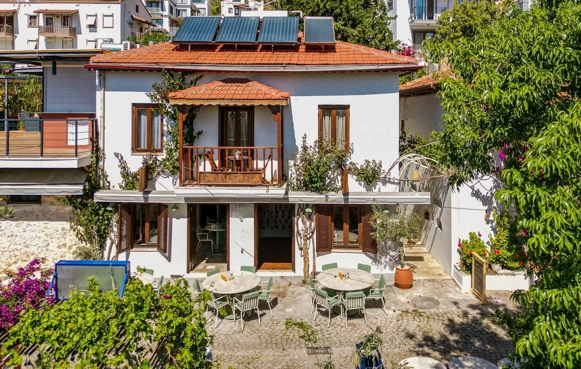 Elegant 6 Bedroom Boutique Hotel for Sale in Kalkan