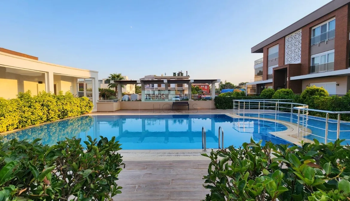 Elegant-3-Bedroom-Apartment-with-Modern-Charm-in-Dosemealti