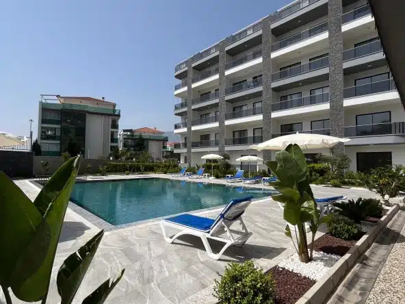 Welcome to your dream home in the heart of Kargıcak, Alanya – a stunning 1-bedroom apartment that combines comfort, style, and convenience.