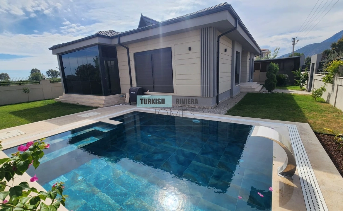 Modern-Design-Bungalow-Style-Private-Villa-for-Sale-in-Döşemealtı-Antalya