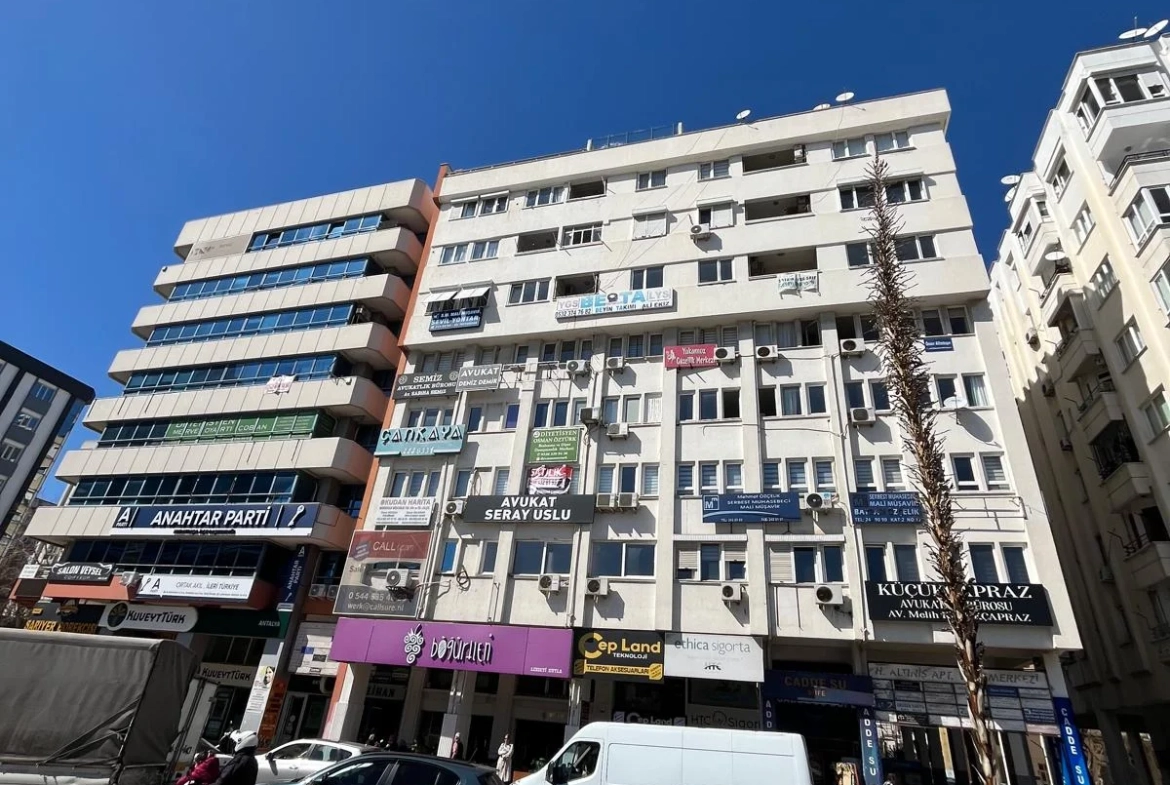 Exclusive 3 Bedroom Apartment for Resale in Muratpasa Antalya