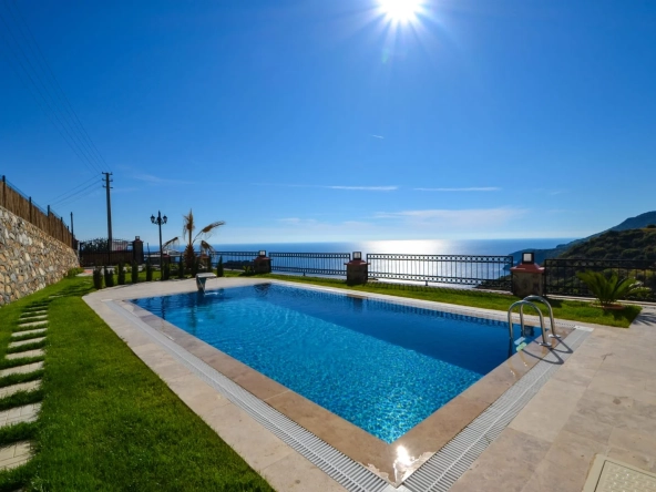 Fantastic 3 Bedroom Sea View Villa for Sale in Gazipaşa