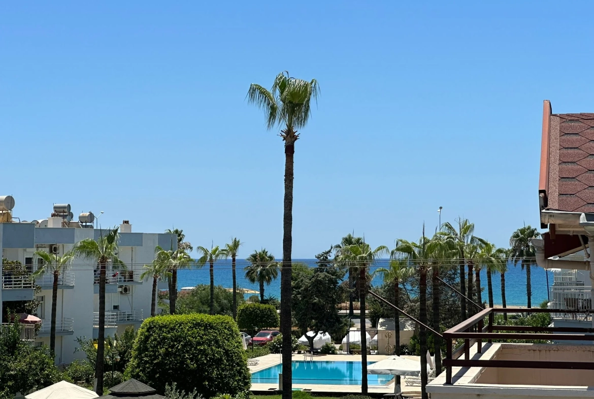 Fully Furnished 4 Bedroom Triplex Villa Just 350m from the Sea in Konaklı Alanya