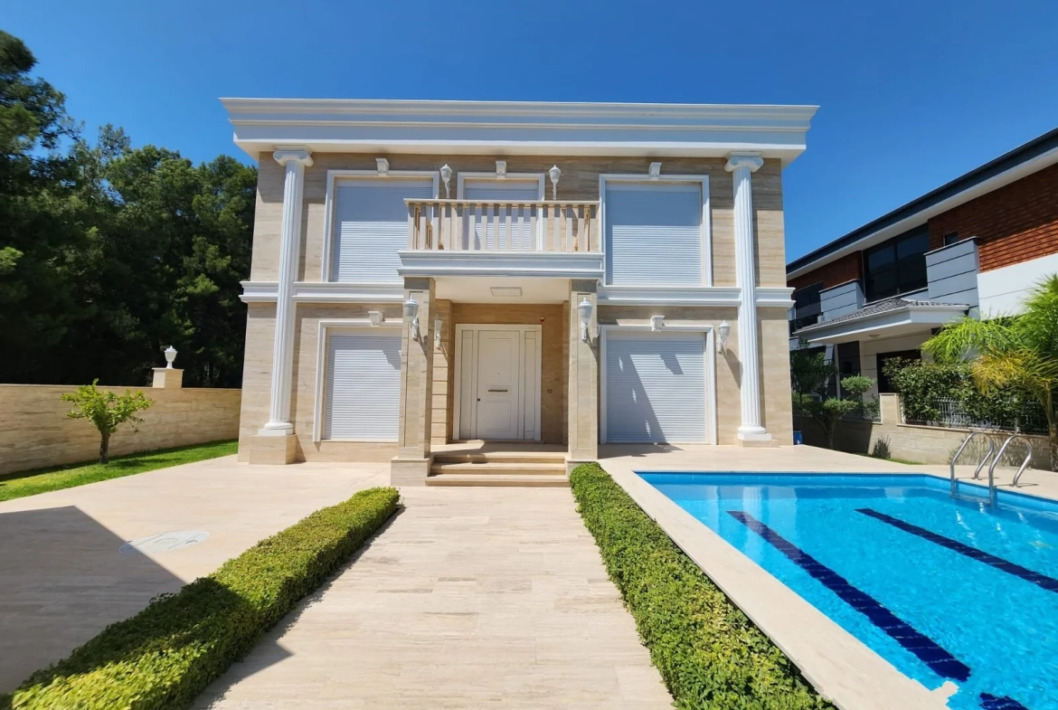 Newly Built Luxurious 5 Bedroom Detached Villa with High privacy in Döşemealtı