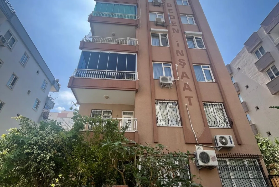 Contemporary 4-Bedroom Duplex Retreat in Peaceful Döşemealtı Location