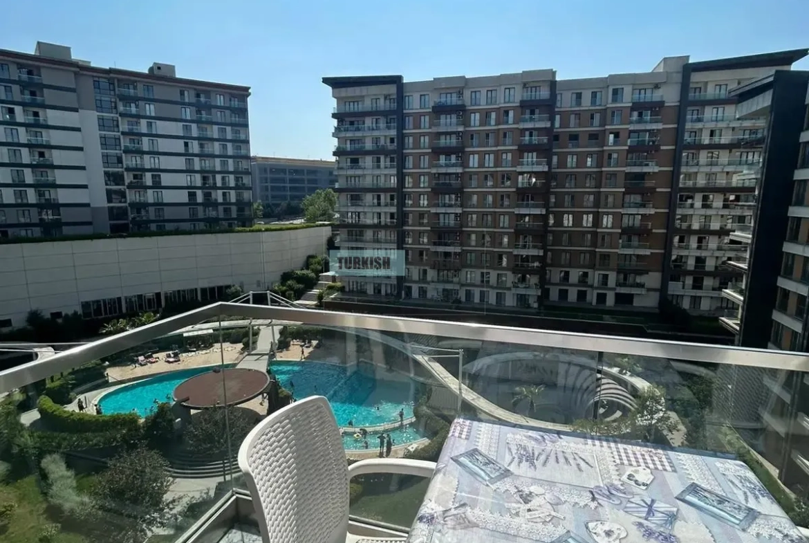 Budget-Friendly Resale Family Home with 3 Bedrooms in Istanbul
