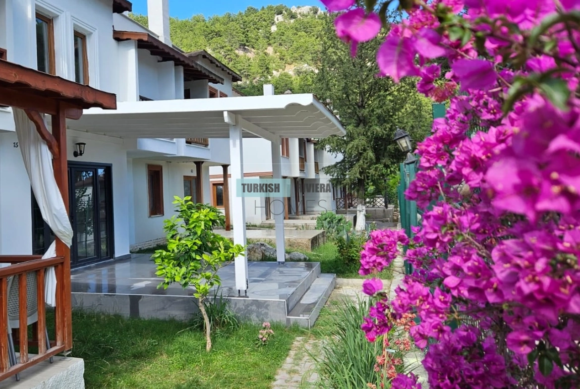 Exclusive Modern Triplex Villa for Sale in Scenic Kemer