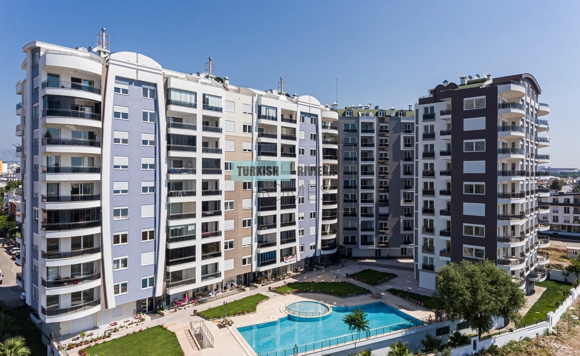 Spacious-3-Bedroom-Apartment-for-Sale-near-Konyaalti-Beaches-Featured