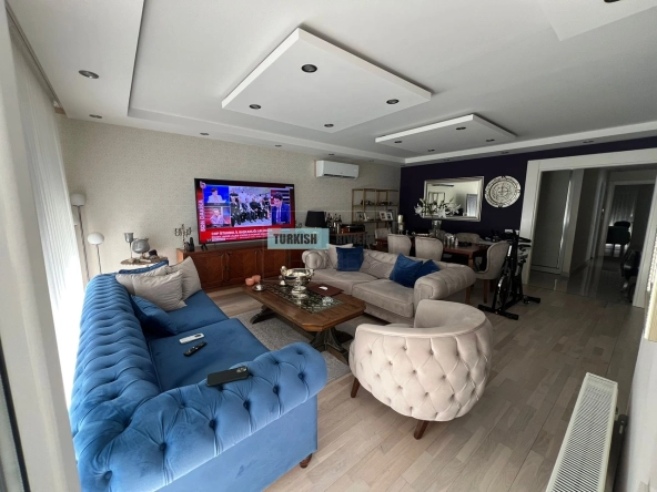 Spacious 5-Bedroom Dual Apartment Property Near Konyaaltı Beach