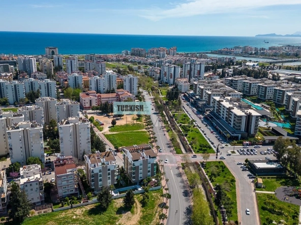 Spacious-5-bedroom-dual-apartment-property-near-konyaalti-beach-antalya-Featured