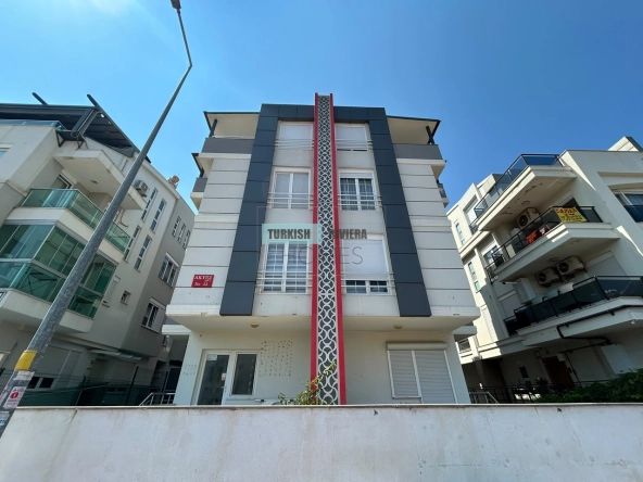 Elegant-3-Bedroom-Duplex-Apartment-Steps-from-Konyaaltı-Beach