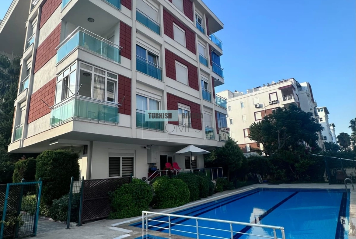 Modern 1-Bedroom Apartment in the Heart of Konyaaltı