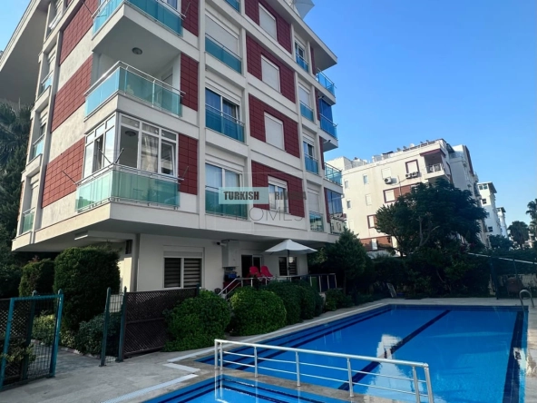 Modern 1-Bedroom Apartment in the Heart of Konyaaltı