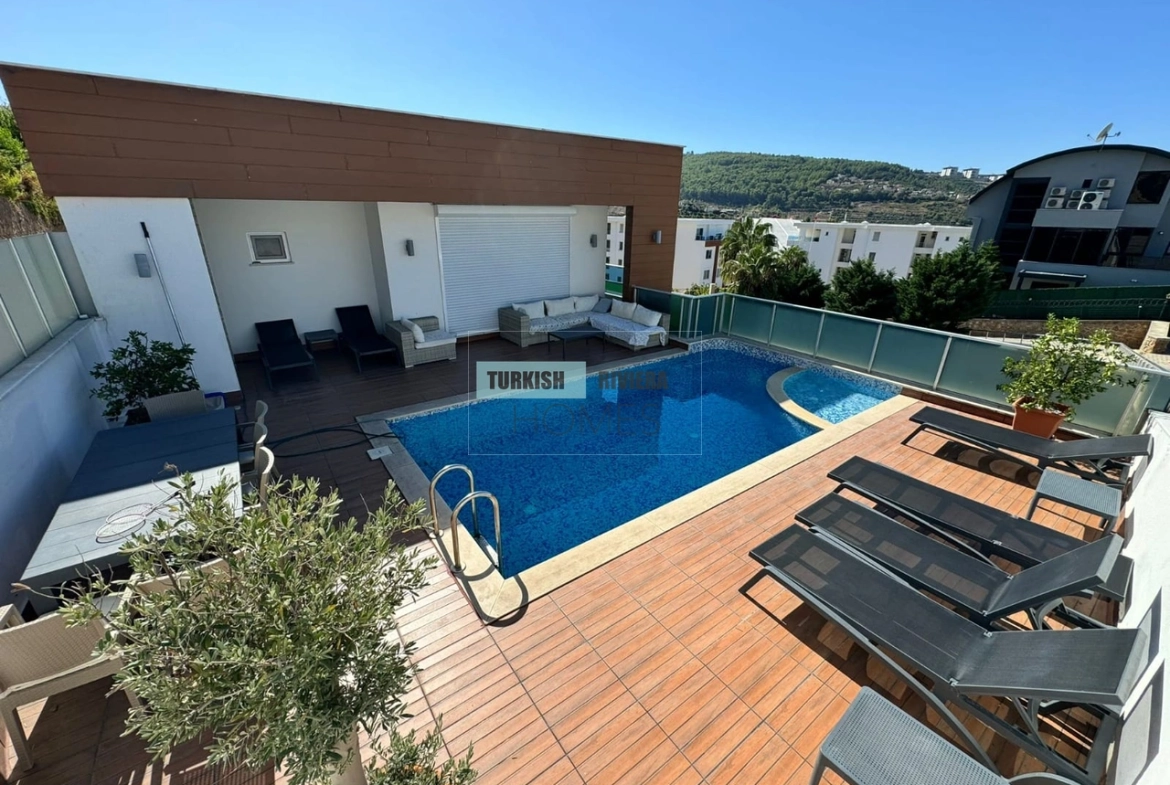 4 Bedroom Duplex Villa with 5 Star Hotel Facility in Kargıcak