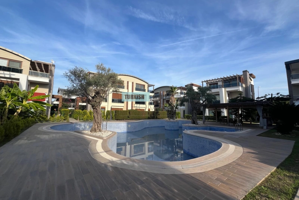 Bargain 5-Bedroom Villa for Sale in Central Konyaaltı, Antalya