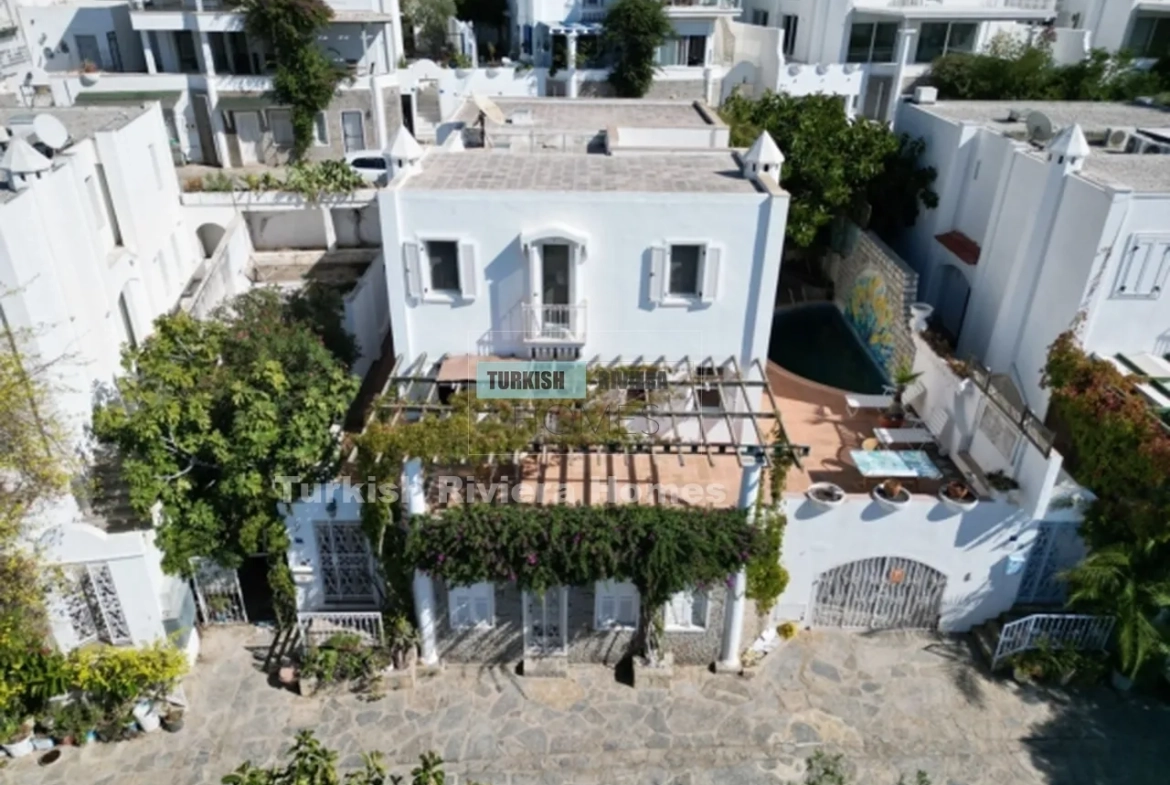 Prestigious Three-Story Bodrum Villa with Iconic Castle Views