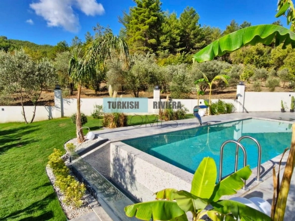 Üzümlü 4+1 Duplex Villa with Private Pool and Garden for Sale