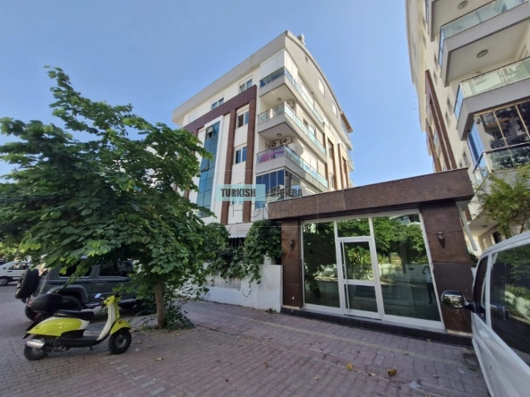 Bargain Price 1 Bedroom Apartment in Konyaaltı, Antalya