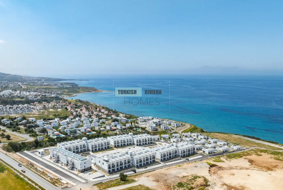 Beachfront 1 Bedroom Loft Apartment in Tatlısu, North Cyprus