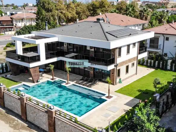 Luxury Modern Detached Villas for Sale Close to the Beach in Kemer, Antalya