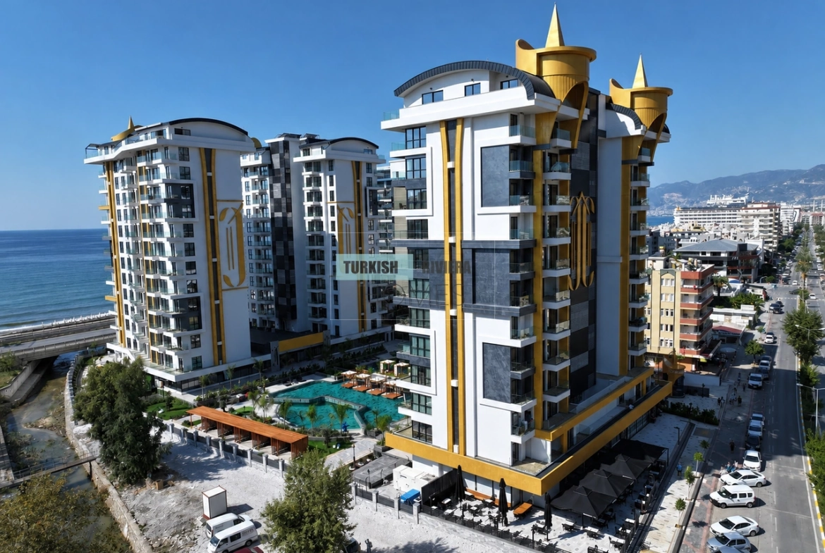 Beach and Seafront Apartment for Sale in Mahmutlar, Alanya