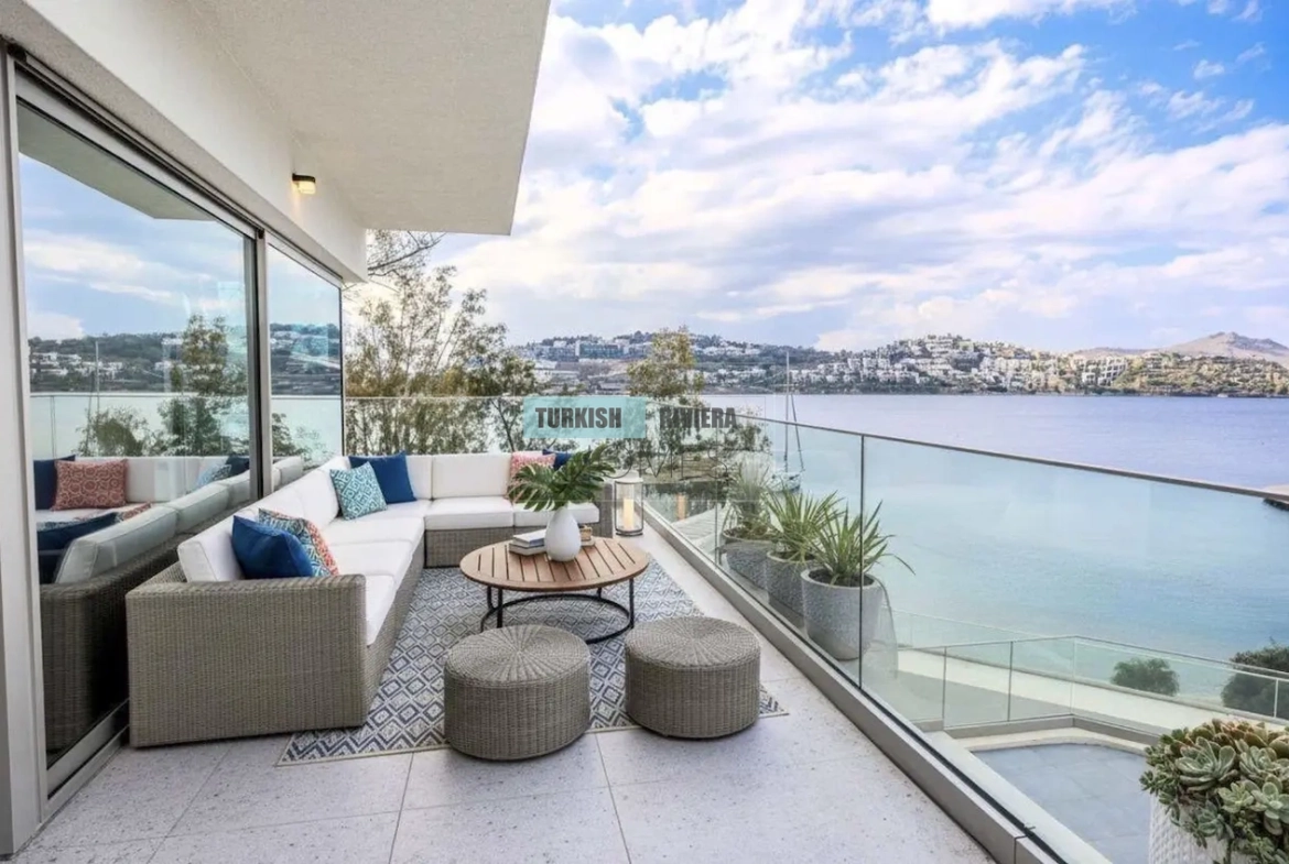 Luxury Seafront Apartments with Private Beach in Yalıkavak, Bodrum