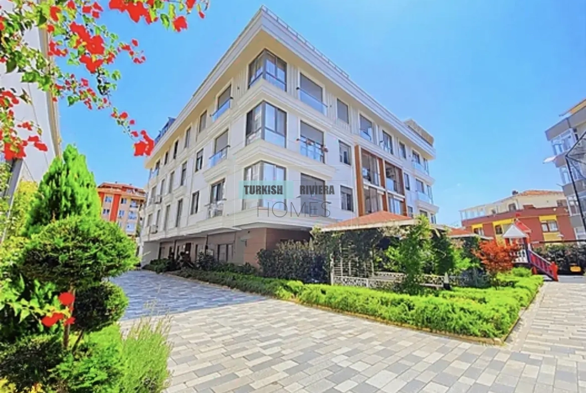 Family-Friendly Low-Rise Apartments for Sale in Üsküdar, Istanbul