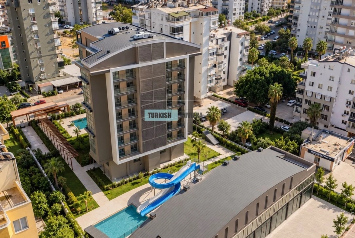 Spacious Commercial Properties for Sale in Konyaaltı, Antalya